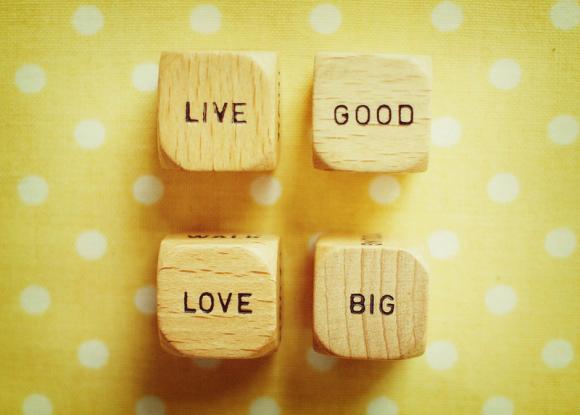 Vintage Wood Dice - Live Good Love Big - Sunshine Yellow - Polka Dots - 5x7"