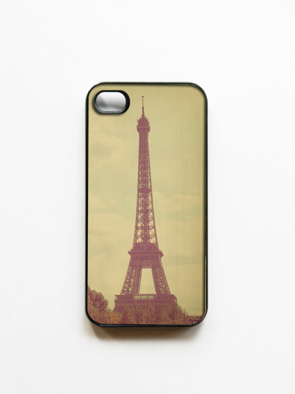 iPhone Case: Eiffel Tower Photo. Paris. Black Cover. iPhone 4S Case. Romantic Paris. Fine Art Photography.